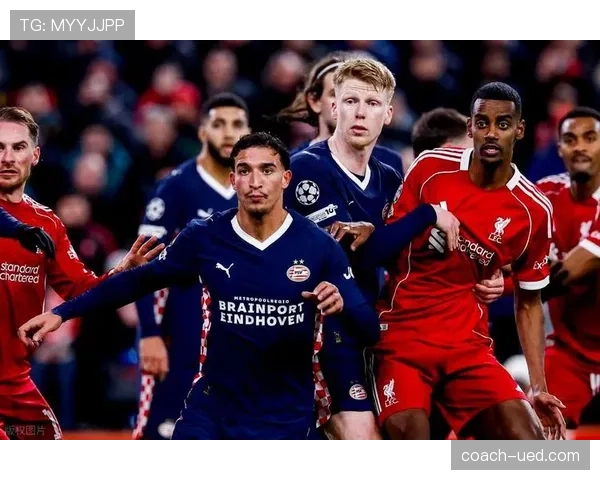 压制对手锋线范戴克本赛季出球更果断